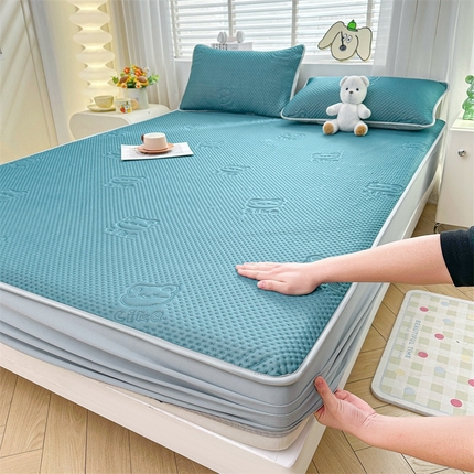 91家纺网 家纺一手货源 找家纺 （总）慕木2025新款A类凉感丝小冰熊云母冰丝凉席床笠夏被系列 