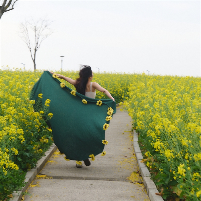 91家纺网 家纺一手货源 找家纺 （总）暖绵绵2025新款花束毯子维蒂最低零售价168元