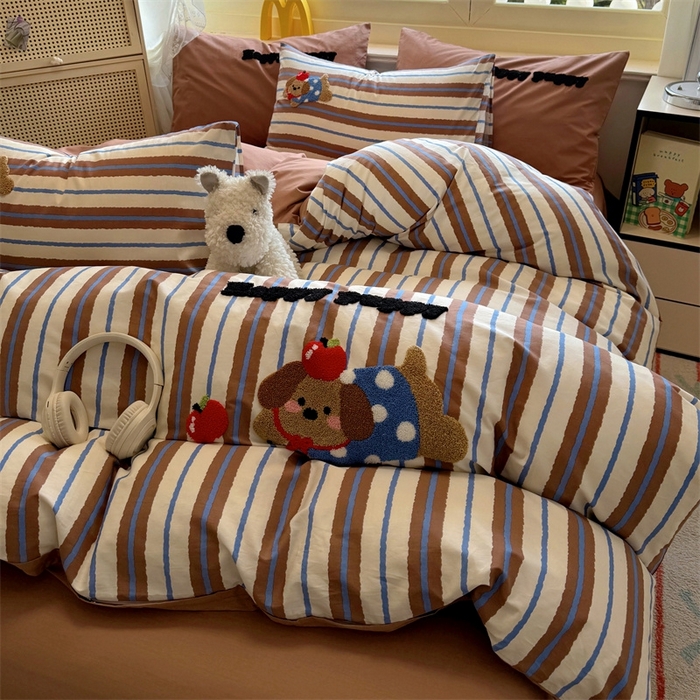 91家纺网 家纺一手货源 找家纺 启程2025全棉13372毛巾绣四件套 波点狗狗