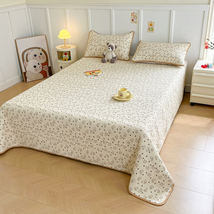 91家纺网 家纺一手货源 找家纺 梵朴 2025新款跑量款纯棉印花床盖三件套 贝贝熊