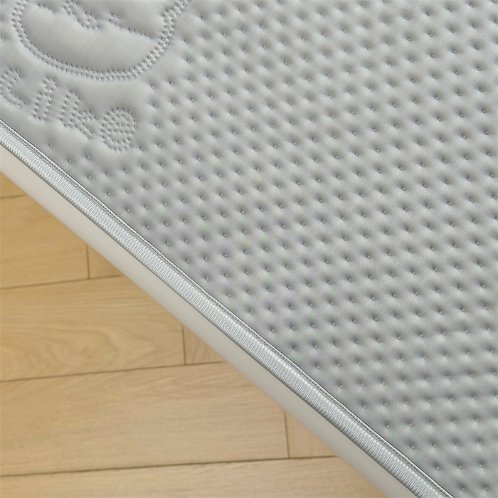 91家纺网 家纺一手货源 找家纺 慕木2025新款A类凉感丝小冰熊云母冰丝凉席床笠夏被系列  小冰熊-魔法灰床席