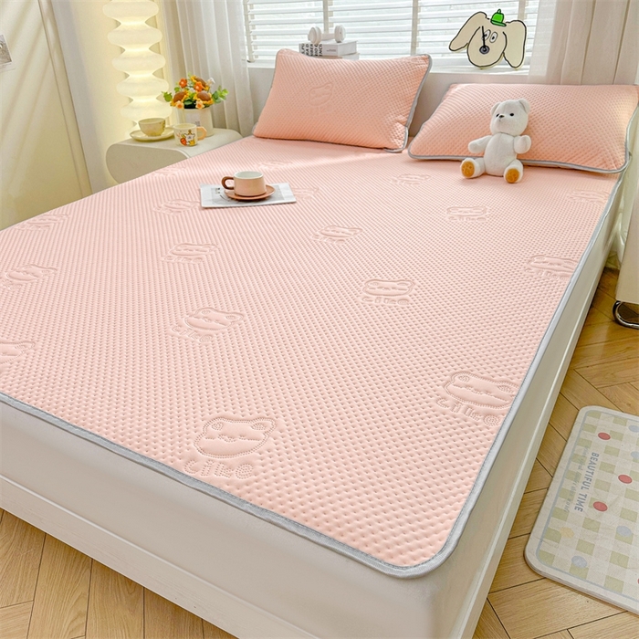 91家纺网 家纺一手货源 找家纺 慕木2025新款A类凉感丝小冰熊云母冰丝凉席床笠夏被系列  小冰熊-樱花粉床席