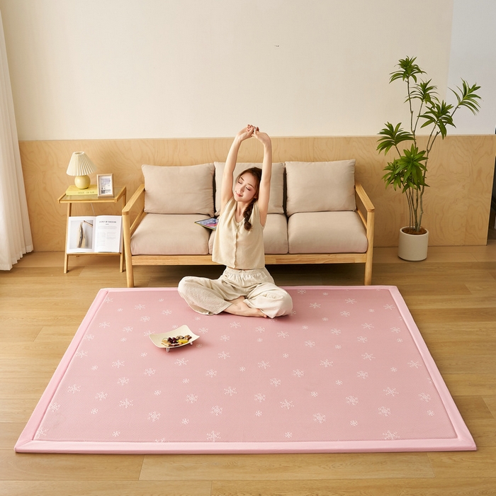 91家纺网 家纺一手货源 找家纺 锦丝钰床垫 2025新款真凉感冰豆豆天鹅系列地垫 冰豆豆-雪花粉