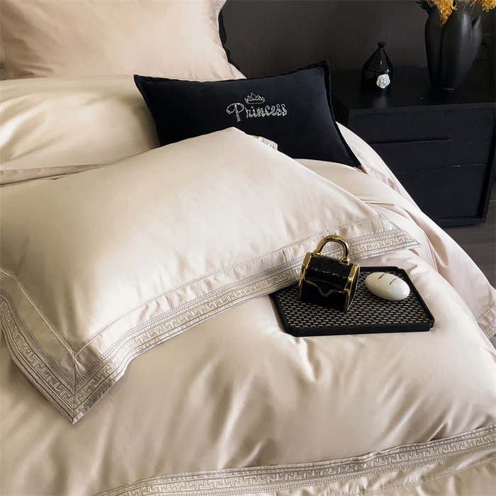 91家纺网 家纺一手货源 找家纺 2025新款全棉长绒棉刺绣四件套-迷宫 迷宫-香槟