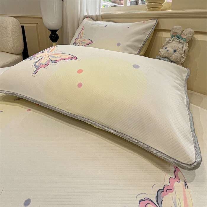 91家纺网 家纺一手货源 找家纺 星座家纺 2025新款斜纹提花凉感丝凉席床单款三件套 彩蝶