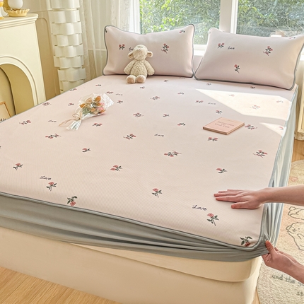 91家纺网 家纺一手货源 找家纺 （总）星座家纺 2025新款斜纹提花凉感丝凉席床笠款三件套