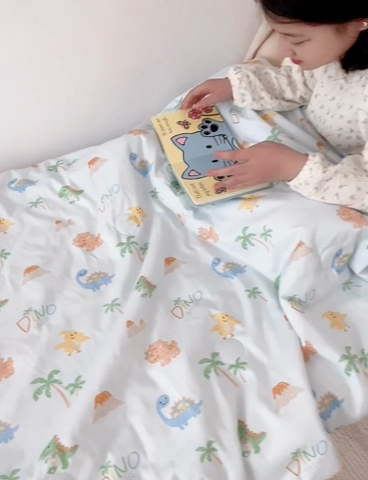 91家纺网 家纺一手货源 找家纺 BOSS 2025新款天丝棉大豆夏凉被夏被空调被儿童盖毯 恐龙探险