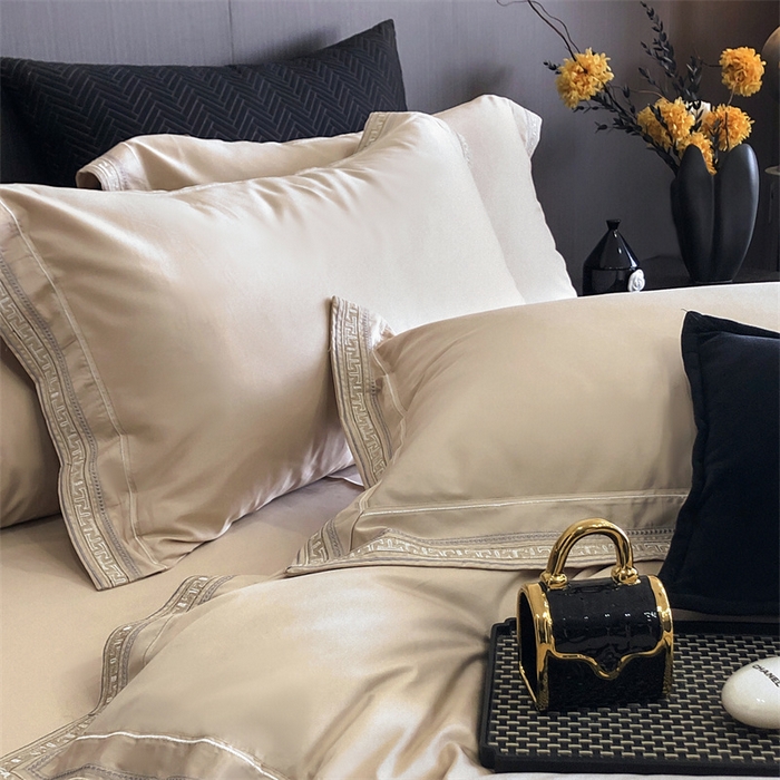 91家纺网 家纺一手货源 找家纺 2025新款全棉长绒棉刺绣四件套-迷宫 迷宫-香槟