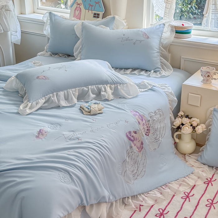 91家纺网 家纺一手货源 找家纺 凯美家居 2025新款超柔亲肤棉夏被回件套 夏被蝶恋花 浅蓝