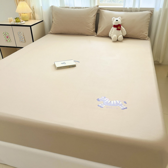 91家纺网 家纺一手货源 找家纺 泽西2025新品全棉卡通床笠 天使马-卡其