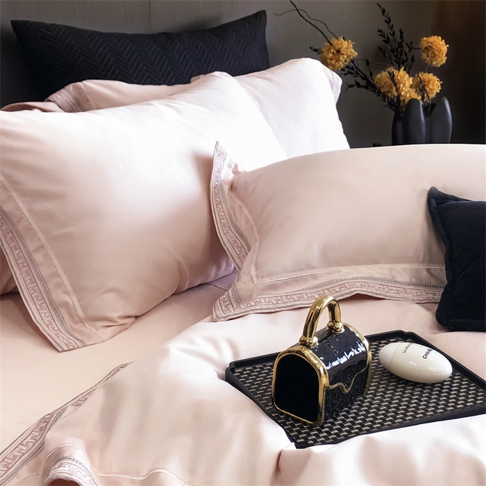 91家纺网 家纺一手货源 找家纺 2025新款全棉长绒棉刺绣四件套-迷宫 迷宫-粉