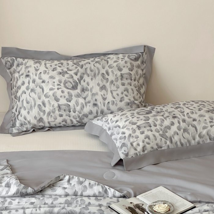 91家纺网 家纺一手货源 找家纺 顾里2025新款天丝莱赛尔夏被 云烟豹纹