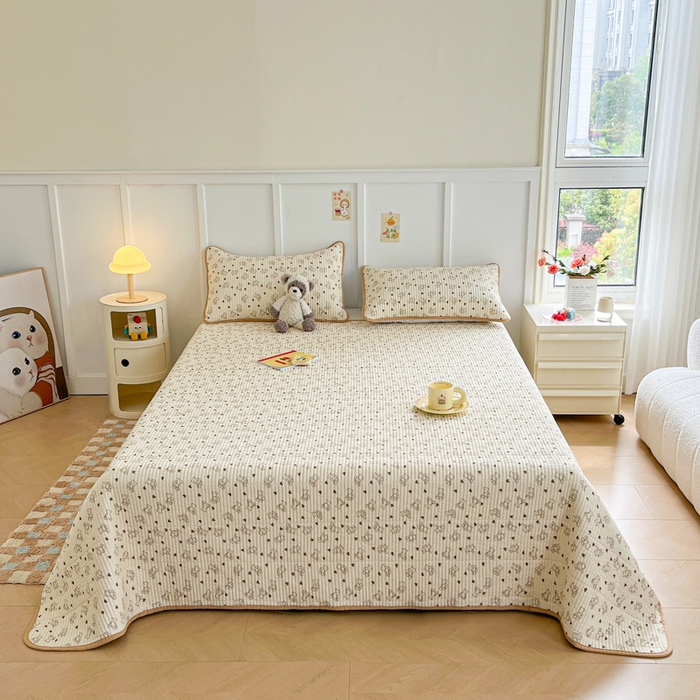 91家纺网 家纺一手货源 找家纺 梵朴 2025新款跑量款纯棉印花床盖三件套 贝贝熊