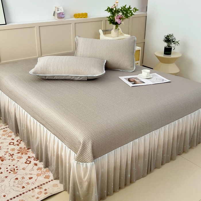 91家纺网 家纺一手货源 找家纺 情煊 2025新款a类凉感冰豆豆床裙 华夫格香槟