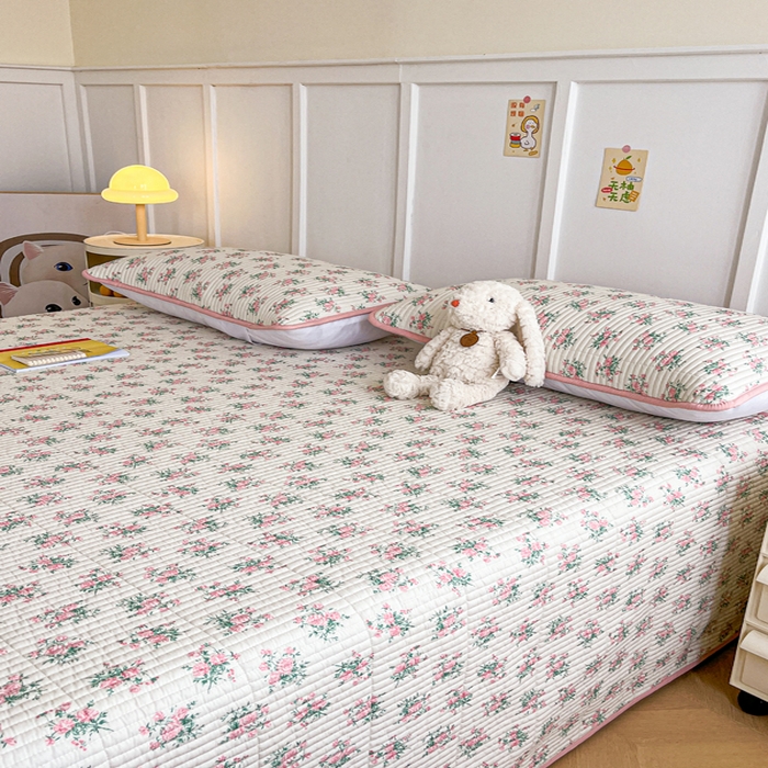 91家纺网 家纺一手货源 找家纺 梵朴 2025新款跑量款纯棉印花床盖三件套 粉玫瑰