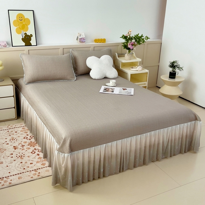 91家纺网 家纺一手货源 找家纺 情煊 2025新款a类凉感冰豆豆床裙 华夫格香槟