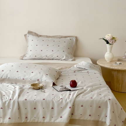 顾里2025新款天丝莱赛尔夏被 小樱桃