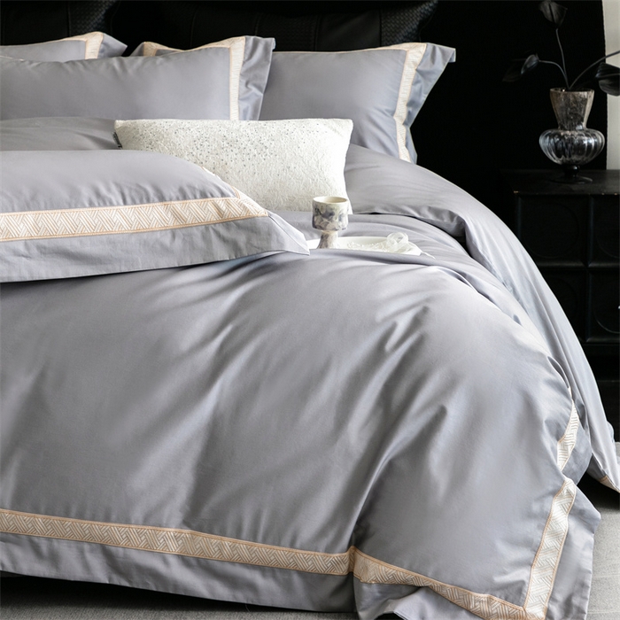 91家纺网 家纺一手货源 找家纺 2025新款全棉长绒棉刺绣四件套-时光 时光-灰