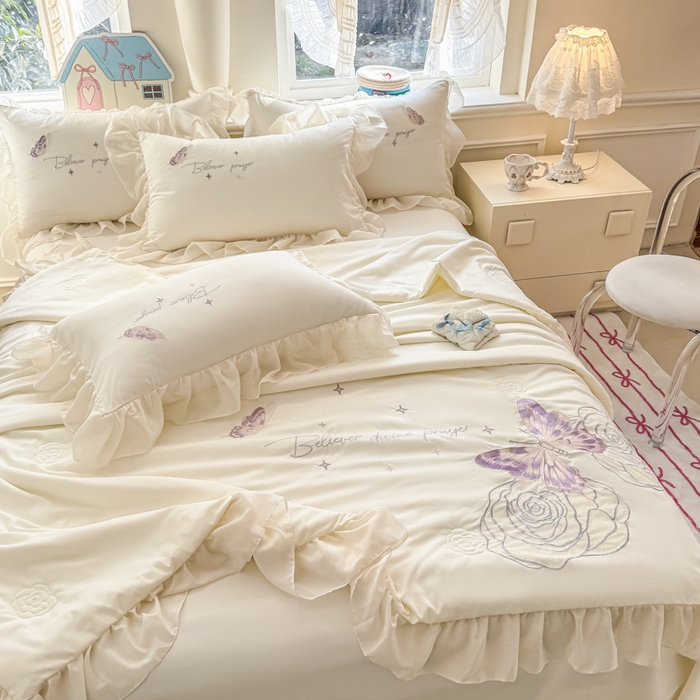 91家纺网 家纺一手货源 找家纺 凯美家居 2025新款超柔亲肤棉夏被回件套 夏被蝶恋花 奶白