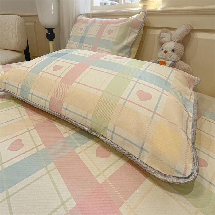 91家纺网 家纺一手货源 找家纺 星座家纺 2025新款斜纹提花凉感丝凉席床单款三件套 爱心气泡粉