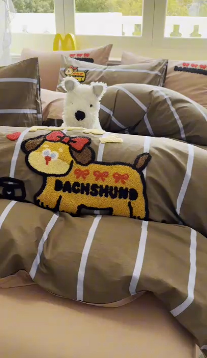 91家纺网 家纺一手货源 找家纺 启程2025全棉13372毛巾绣四件套 可爱汪-咖