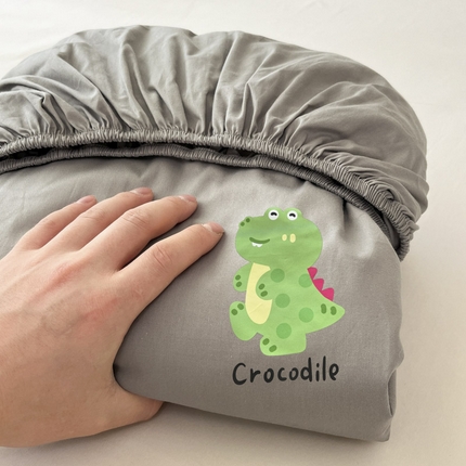 91家纺网 家纺一手货源 找家纺 （总）泽西2025新品A类13376全棉可爱风卡通烫画单床笠枕套三件套