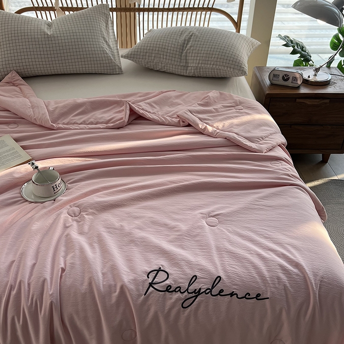 91家纺网 家纺一手货源 找家纺 （总）小久久 2025新款雪肌棉夏被