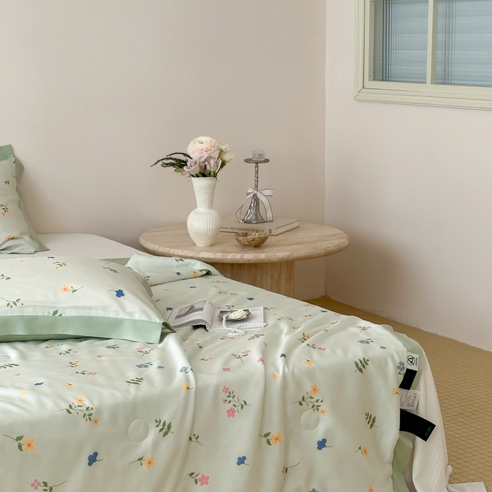 91家纺网 家纺一手货源 找家纺 顾里2025新款天丝莱赛尔夏被 春日心动