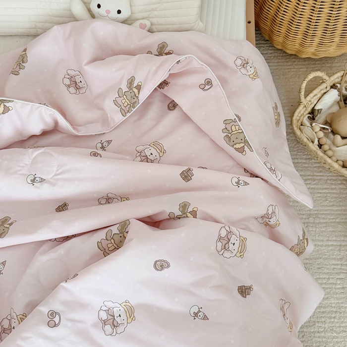 91家纺网 家纺一手货源 找家纺 BOSS 2025新款天丝棉大豆夏凉被夏被空调被儿童盖毯 布偶熊粉