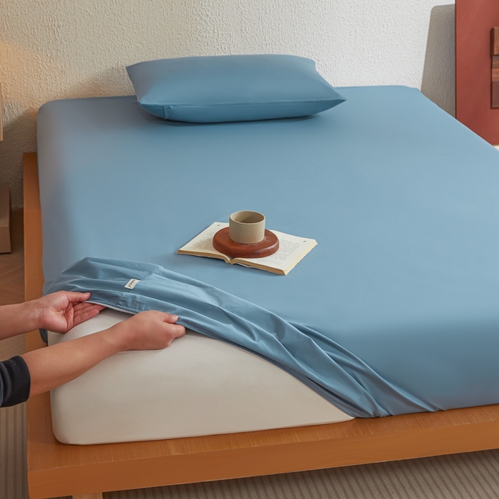 91家纺网 家纺一手货源 找家纺 衿成家纺 2025新款全棉13372喷气防水床笠5面全包防水不渗漏-单床笠 清雅蓝