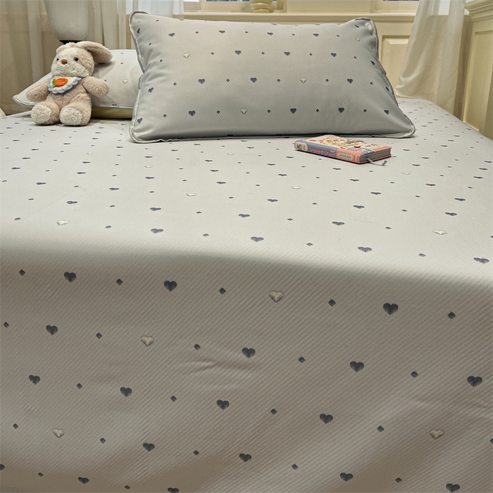 91家纺网 家纺一手货源 找家纺 星座家纺 2025新款斜纹提花凉感丝凉席床单款三件套 小幸运