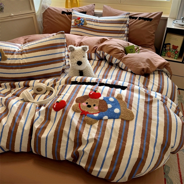 91家纺网 家纺一手货源 找家纺 启程2025全棉13372毛巾绣四件套 波点狗狗