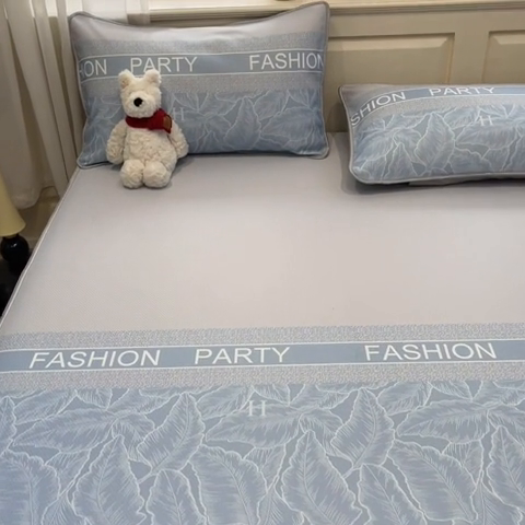 91家纺网 家纺一手货源 找家纺 星座家纺 2025新款斜纹提花凉感丝凉席床笠款三件套 床笠-叶之语-蓝