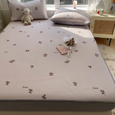 91家纺网 家纺一手货源 找家纺 星座家纺 2025新款斜纹提花凉感丝凉席床笠款三件套 床笠-尤克克里粉