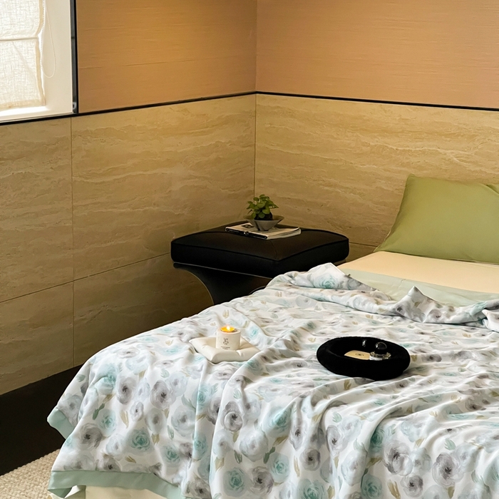 91家纺网 家纺一手货源 找家纺 顾里2025新款天丝莱赛尔夏被 花岛入梦蓝