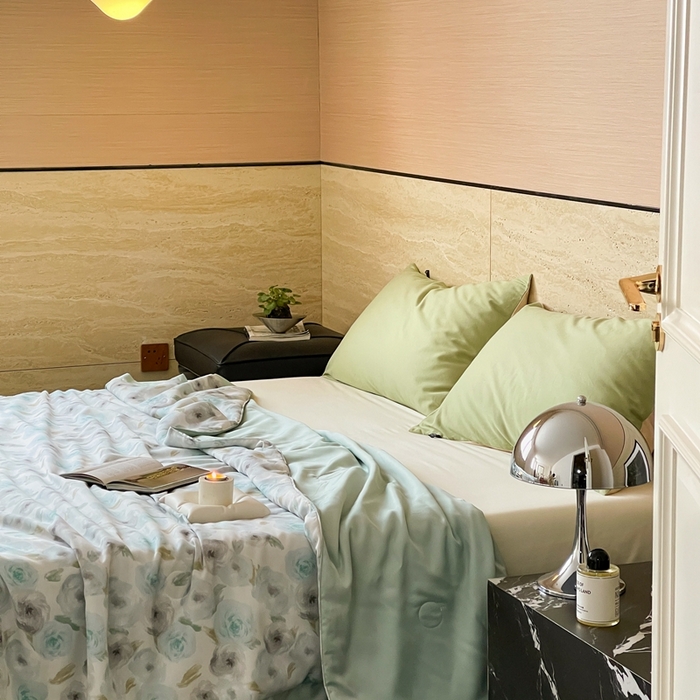 91家纺网 家纺一手货源 找家纺 顾里2025新款天丝莱赛尔夏被 花岛入梦蓝