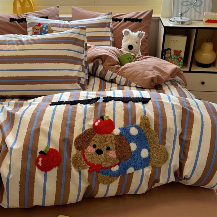 91家纺网 家纺一手货源 找家纺 启程2025全棉13372毛巾绣四件套 波点狗狗