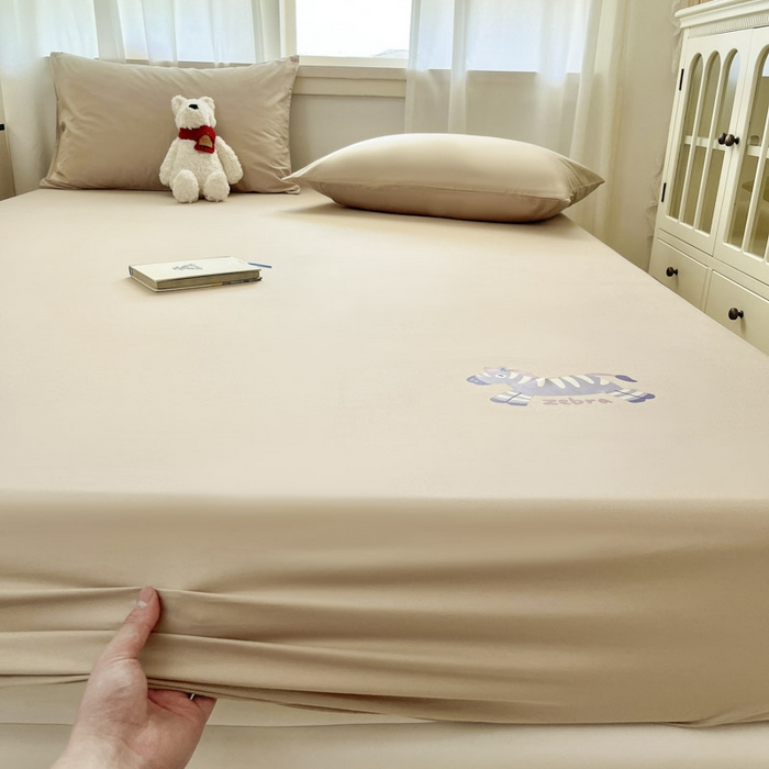 91家纺网 家纺一手货源 找家纺 泽西2025新品全棉卡通床笠 天使马-卡其