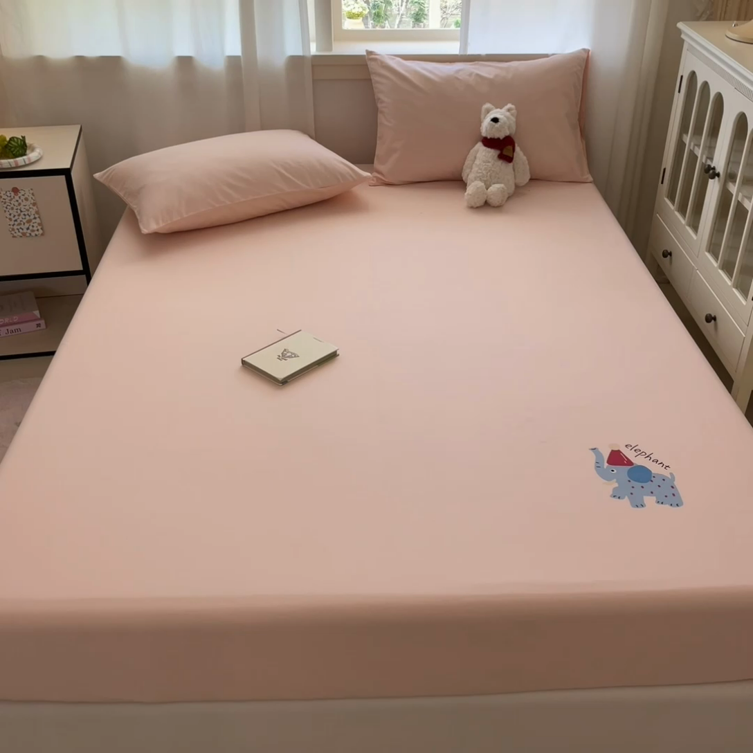 91家纺网 家纺一手货源 找家纺 （总）泽西2025新品A类13376全棉可爱风卡通烫画单床笠枕套三件套