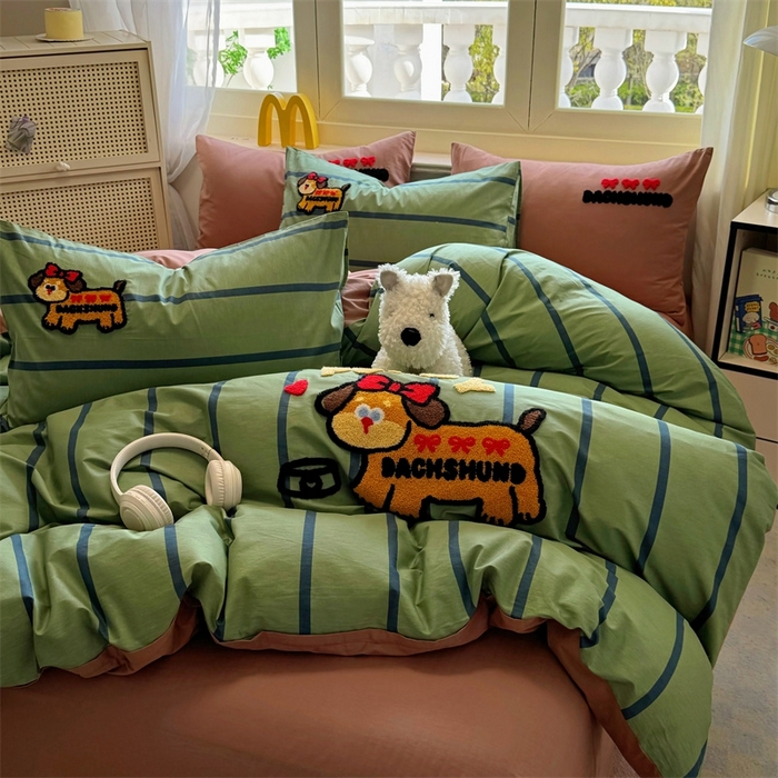 91家纺网 家纺一手货源 找家纺 启程2025全棉13372毛巾绣四件套 可爱汪-绿