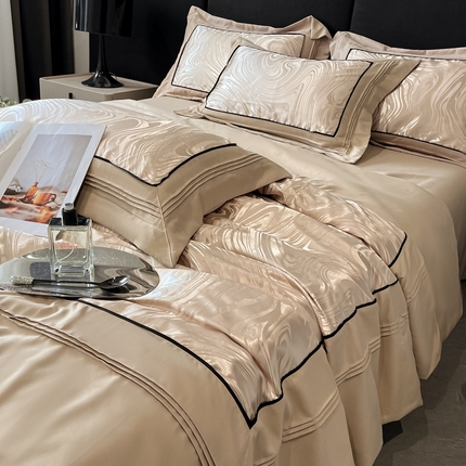 91家纺网 家纺一手货源 找家纺 （总）博纳家纺2025新款色织提花宽边高级简奢款拼角嵌绳款夏被四件套