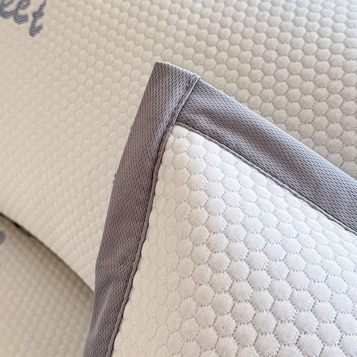 91家纺网 家纺一手货源 找家纺 绒世界 2025新款A类提花凉感豆豆复合凉席套件 提花豆豆-小怪兽