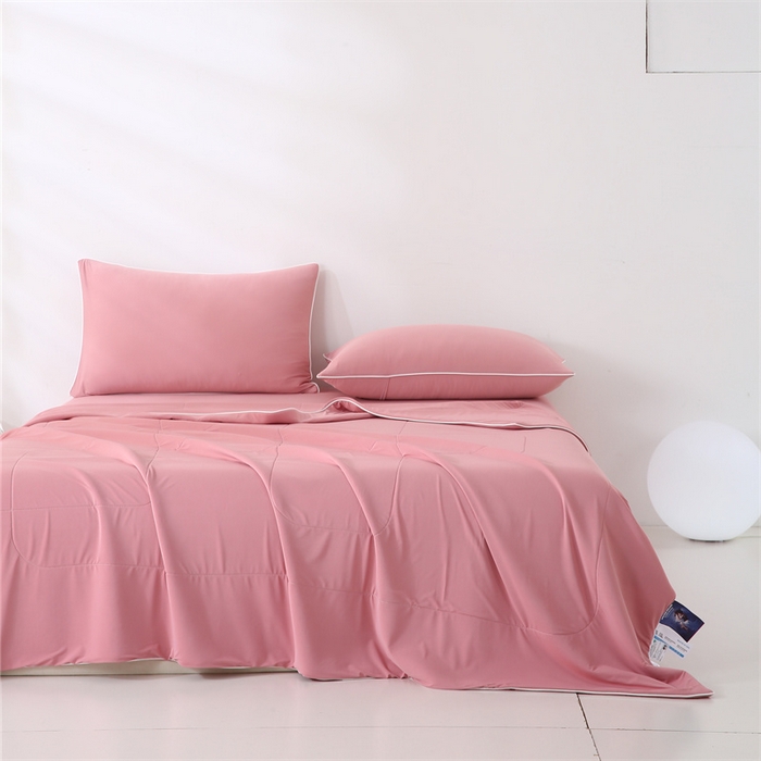 91家纺网 家纺一手货源 找家纺 （总）小禹仔 2025新款母婴级水洗硅胶夏被夏凉被子被芯