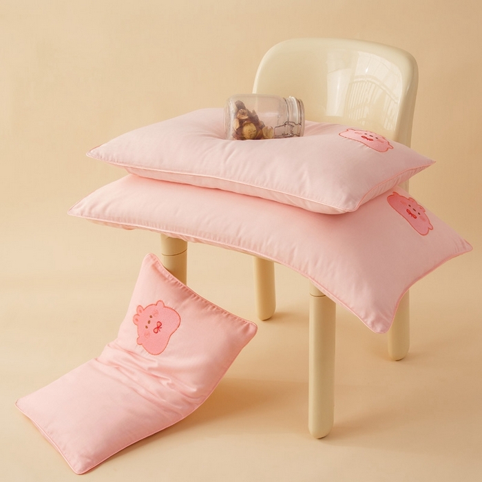 91家纺网 家纺一手货源 找家纺 喜多兔2025新款小轻柔纯棉双层纱枕套枕头 粉色Q小兔