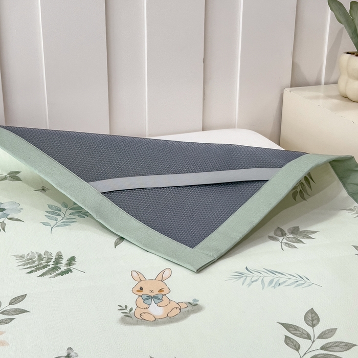 91家纺网 家纺一手货源 找家纺 倾慕家纺 2025年新款600D丝滑冰丝凉席-床席款 聪明小兔