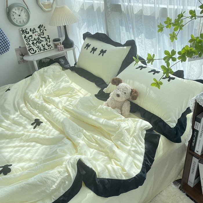 91家纺网 家纺一手货源 找家纺 2025新款毛巾绣单夏被夏被四件套 蝴蝶结-米黄