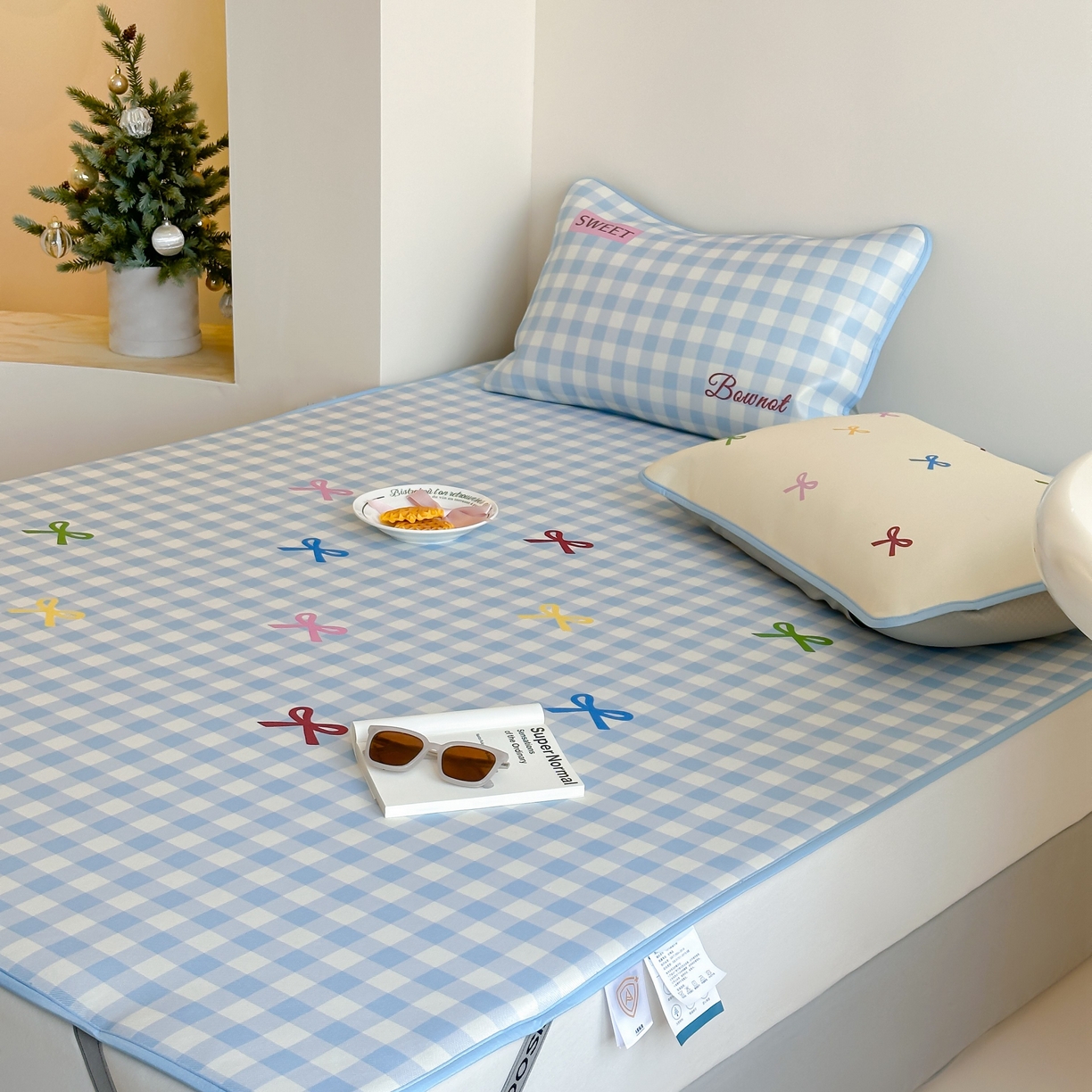 91家纺网 家纺一手货源 找家纺 三味舒屋 2025新款小清新设计师款印花冰藤席凉席席子 小蓝屿 床席