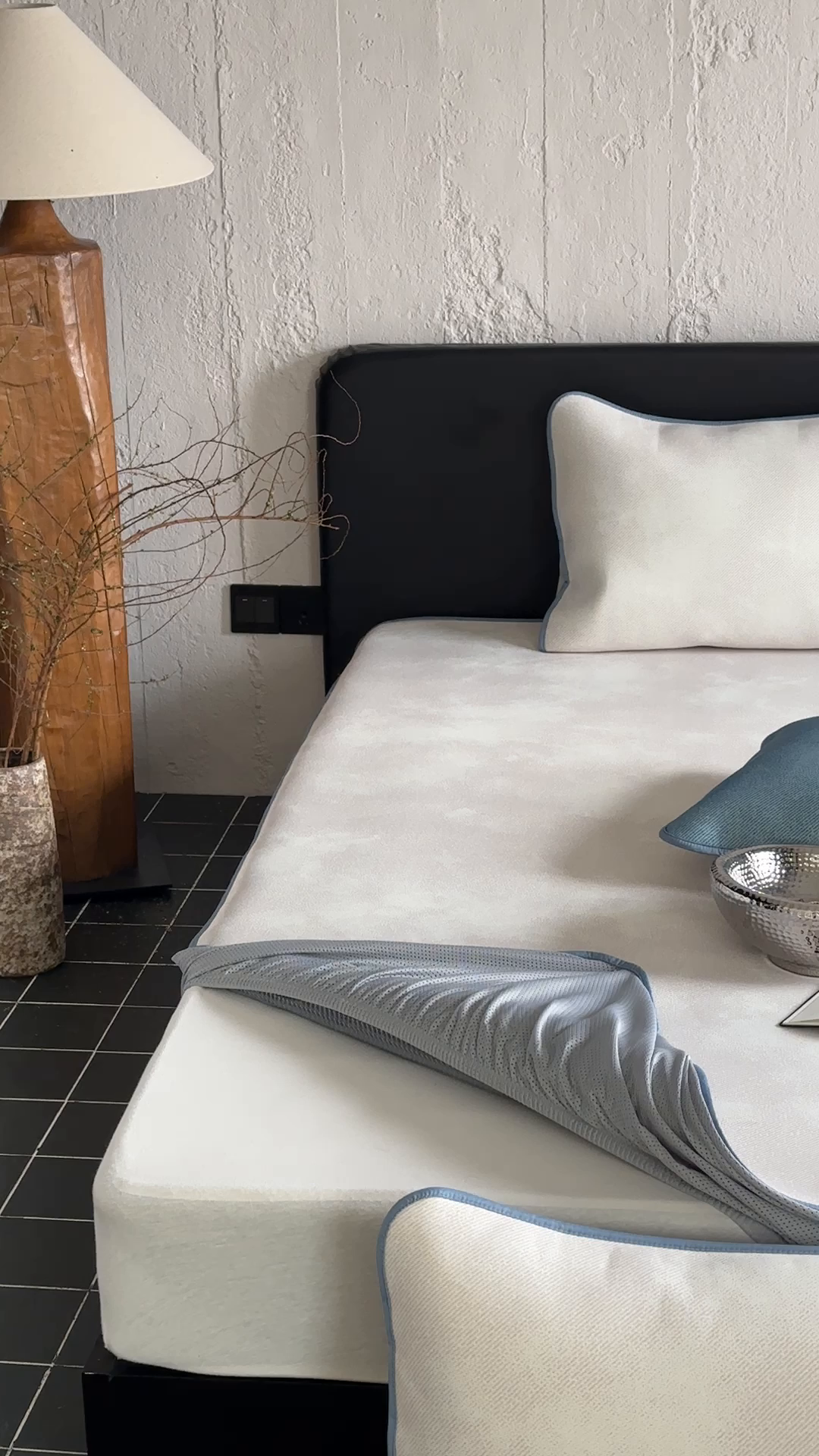 91家纺网 家纺一手货源 找家纺 三味舒屋 2025新款仲夏手札时尚印花冰藤凉席席子 仲夏手札米 床笠