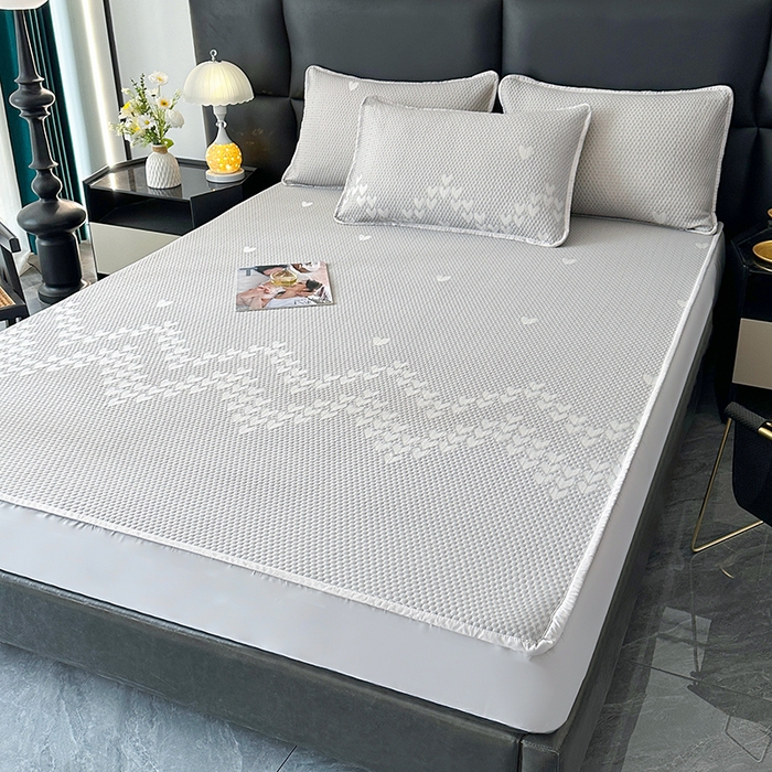 91家纺网 家纺一手货源 找家纺 爱洛家纺 2025新款A类冰丝豆豆凉席-爱心 爱心床笠~灰