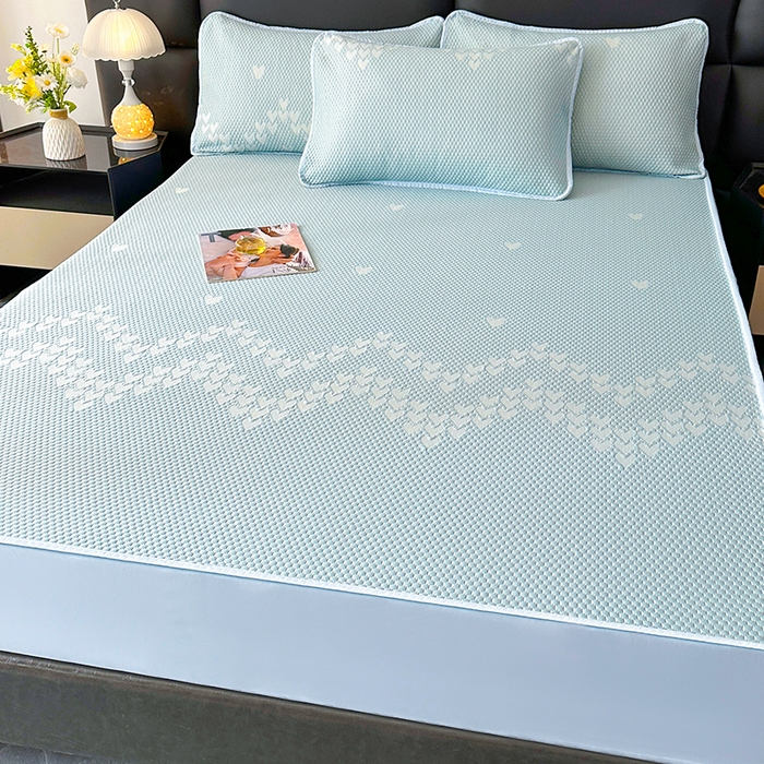 91家纺网 家纺一手货源 找家纺 爱洛家纺 2025新款A类冰丝豆豆凉席-爱心 爱心床笠~蓝